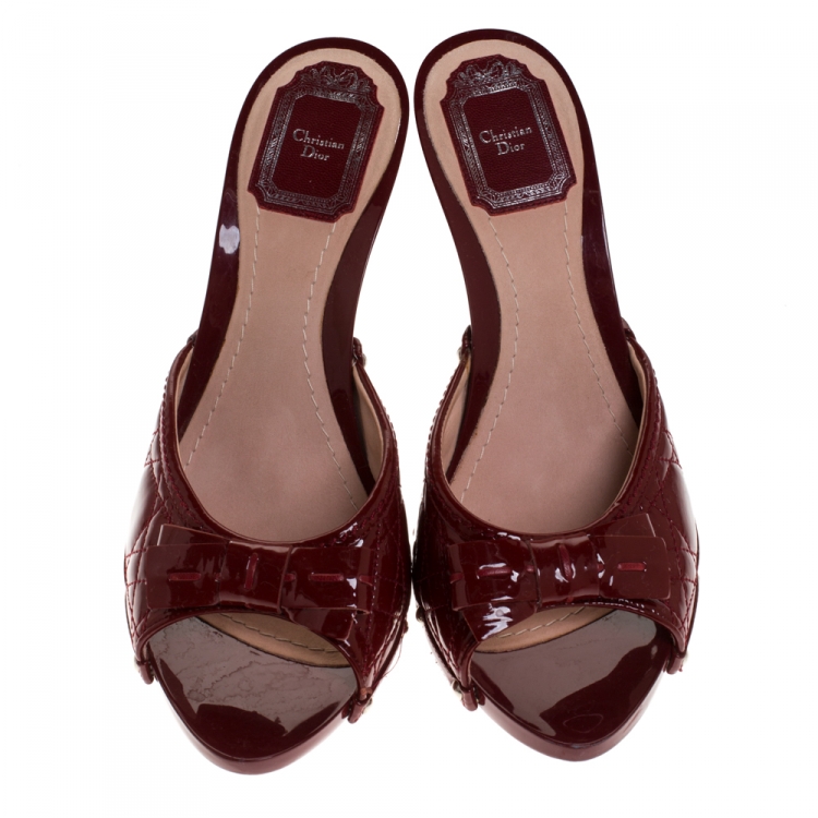 Pre Owned Dior Red Cannage Patent Leather Bow Slides Size 39