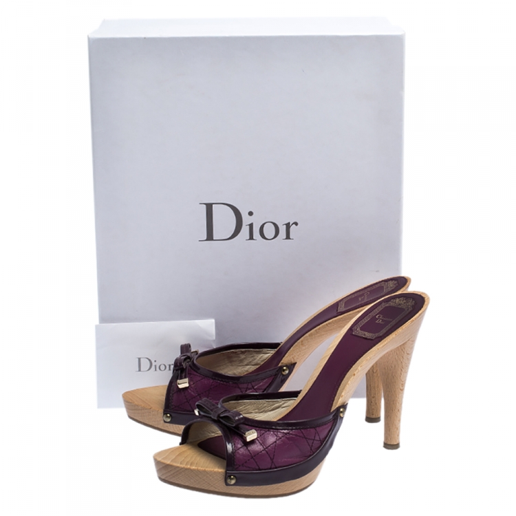 مملوكة مسبقًا Dior Purple Quilted Leather And Patent Trim Bow Detail Open Toe Slide Sandals Size 39