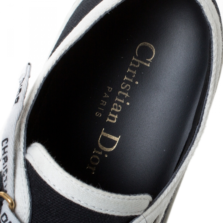 Pre Owned Dior Blue Canvas And White Cotton Trim Walk'N'Dior Low Top Sneakers Size 38.5