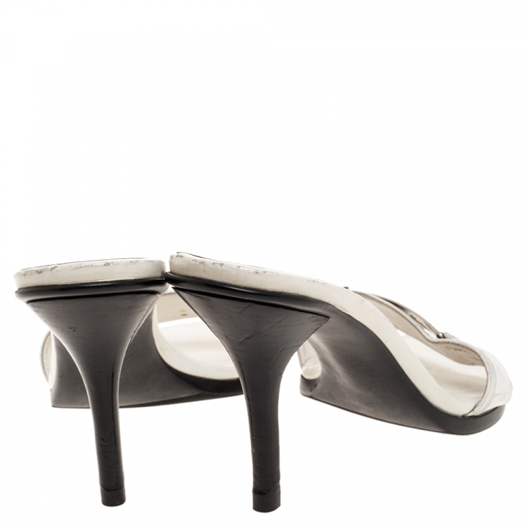 Pre Owned Dior White Leather Logo Embellished Slide Sandals Size 41