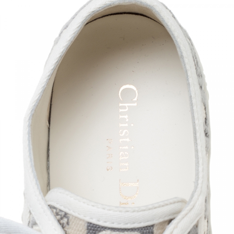 Pre Owned Dior Grey Embroidered Cotton Oblique Motif Walk'n'Dior Low Top Sneakers Size 38