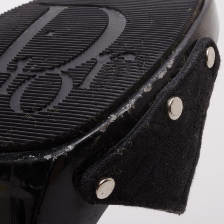 Pre Owned Dior Black Embroidered Slides Size 38