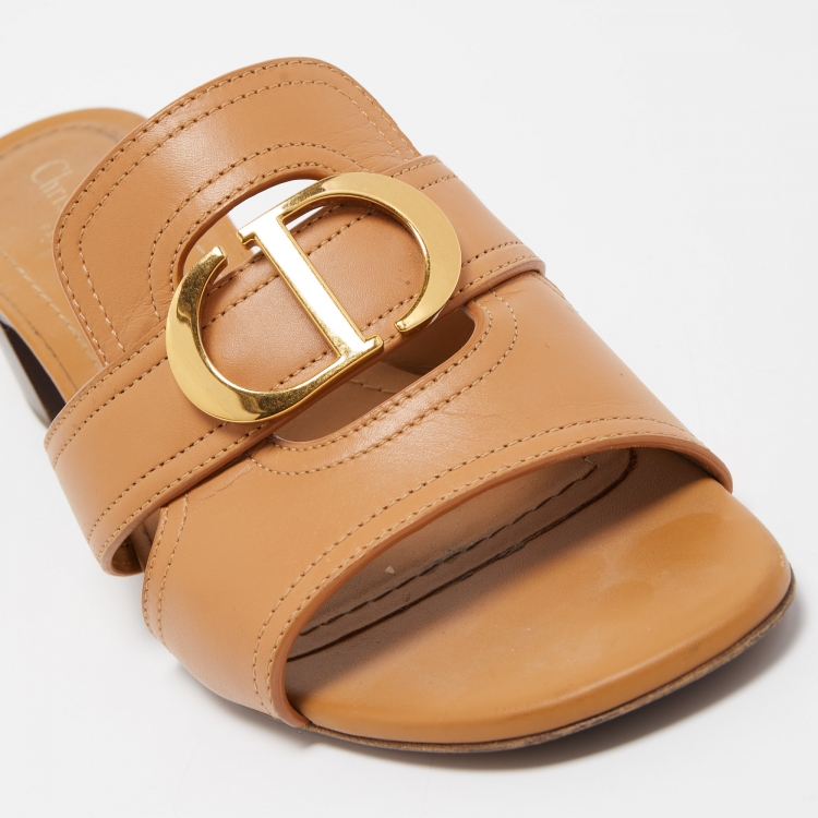 Pre Owned Dior Brown Leather 30 Montaigne Slides Size 38.5