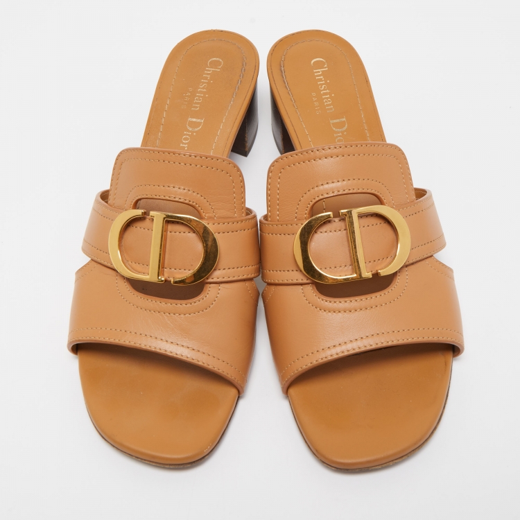 Pre Owned Dior Brown Leather 30 Montaigne Slides Size 38.5