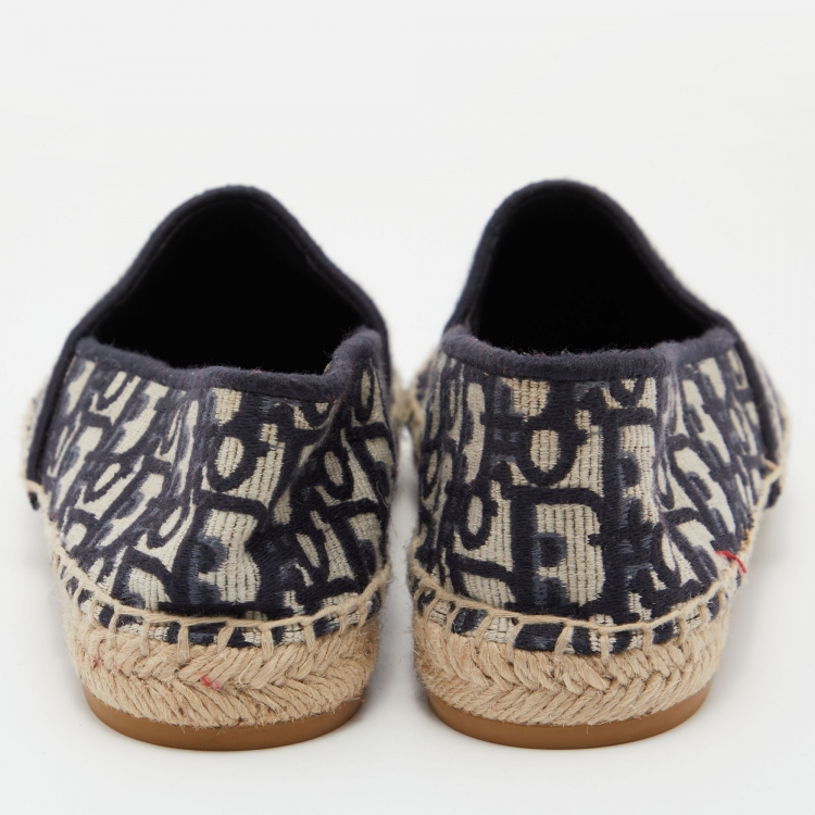 Pre Owned Dior Dark Blue/Beige Oblique Embroidered Canvas Granville Espadrille Flats Size 39