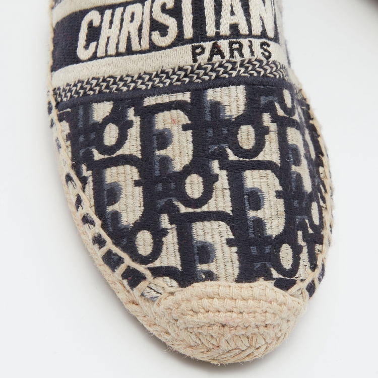 Pre Owned Dior Dark Blue/Beige Oblique Embroidered Canvas Granville Espadrille Flats Size 39