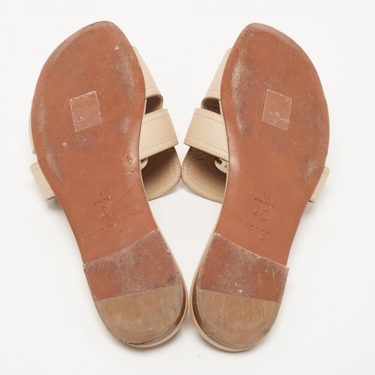 Pre Owned Dior Beige Leather 30 Montaigne Flat Slides Size 40