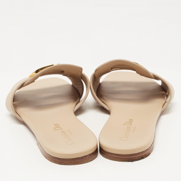 Pre Owned Dior Beige Leather 30 Montaigne Flat Slides Size 40
