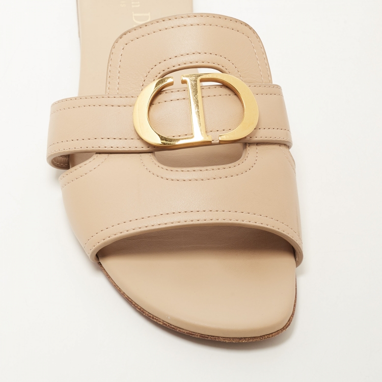 Pre Owned Dior Beige Leather 30 Montaigne Flat Slides Size 40