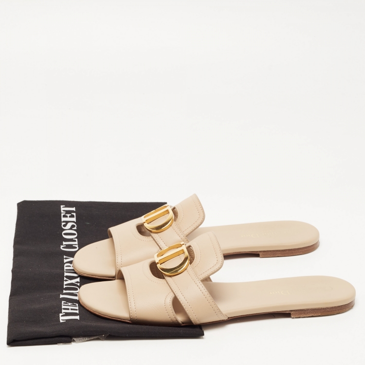 Pre Owned Dior Beige Leather 30 Montaigne Flat Slides Size 40