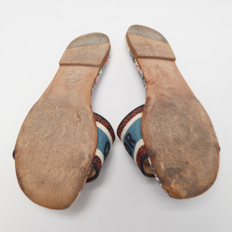 مملوكة مسبقًا Dior Tricolor Logo Embroidered Canvas Dway Flat Slides Size 38.5