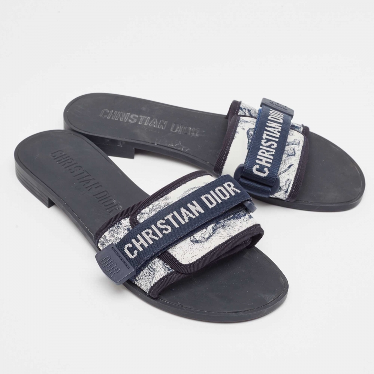 Pre Owned Dior Navy Blue/White Printed Fabric Dio(r)evolution Slides Size 39