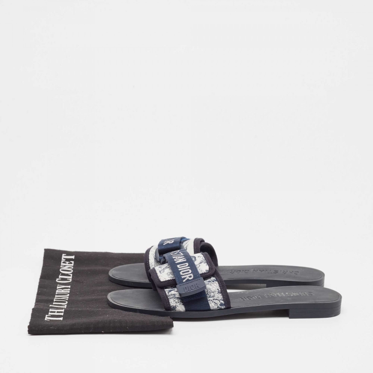 Pre Owned Dior Navy Blue/White Printed Fabric Dio(r)evolution Slides Size 39