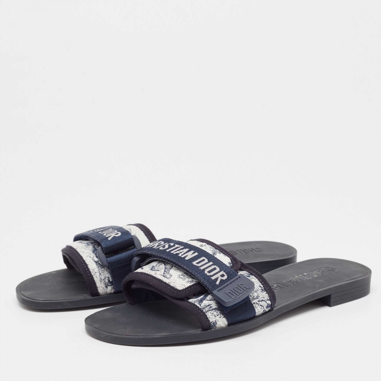 Pre Owned Dior Navy Blue/White Printed Fabric Dio(r)evolution Slides Size 39
