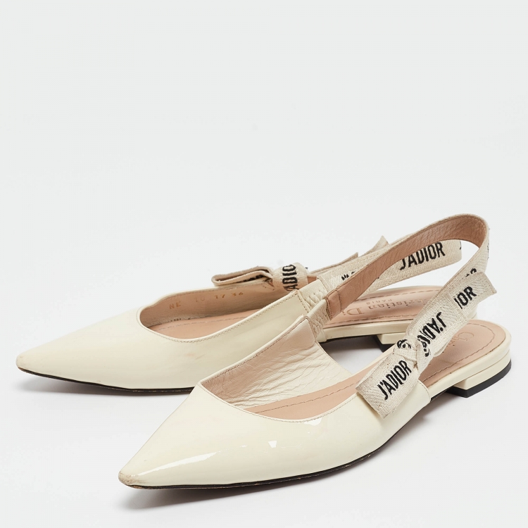 مملوكة مسبقًا Dior Cream Patent Jadior Slingback Flats Sandals Size 36