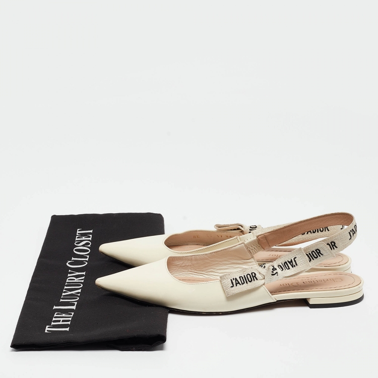 مملوكة مسبقًا Dior Cream Patent Jadior Slingback Flats Sandals Size 36