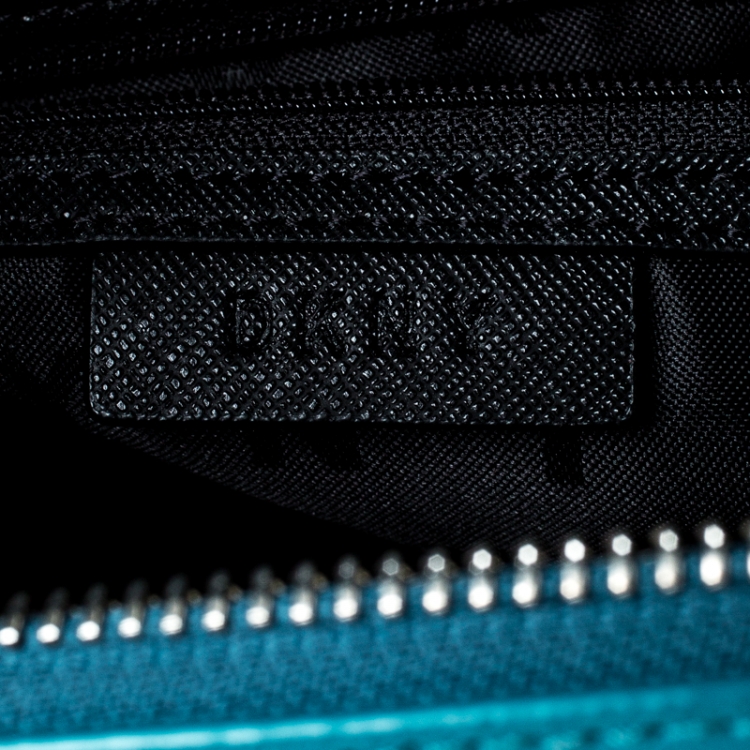Pre Owned Dkny Blue Leather Medium Bryant Crossbody Bag  