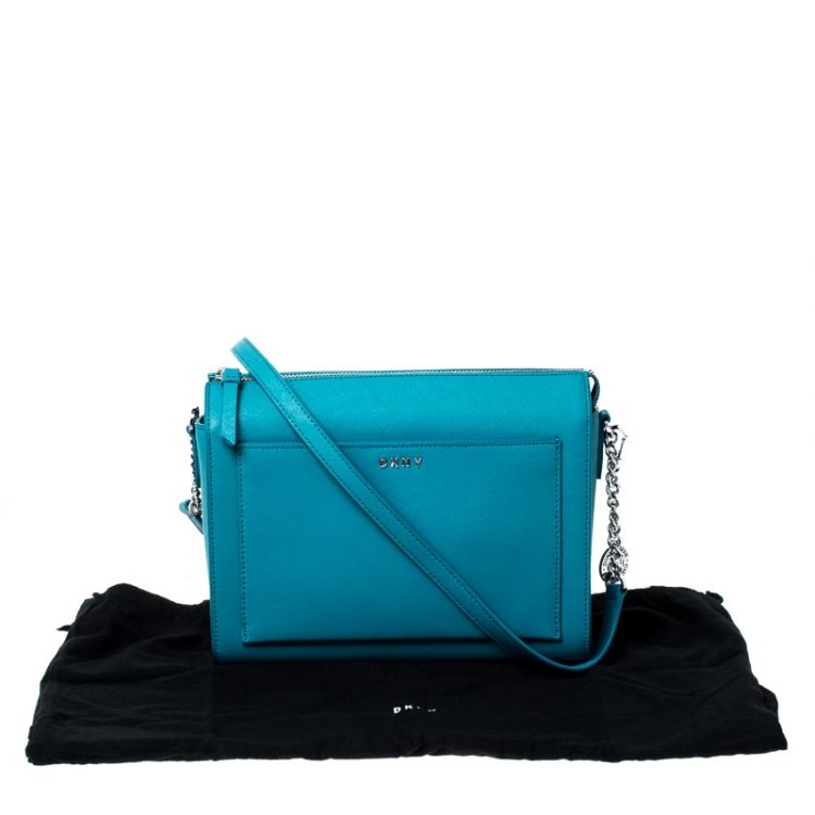 Pre Owned Dkny Blue Leather Medium Bryant Crossbody Bag  