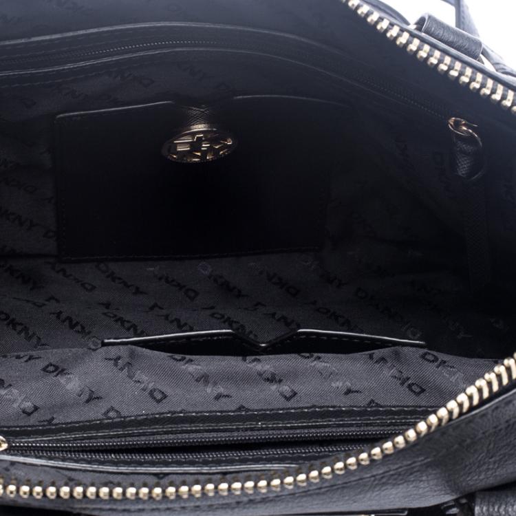 مملوكة مسبقًا DKNY Black Leather Crossbody Bag