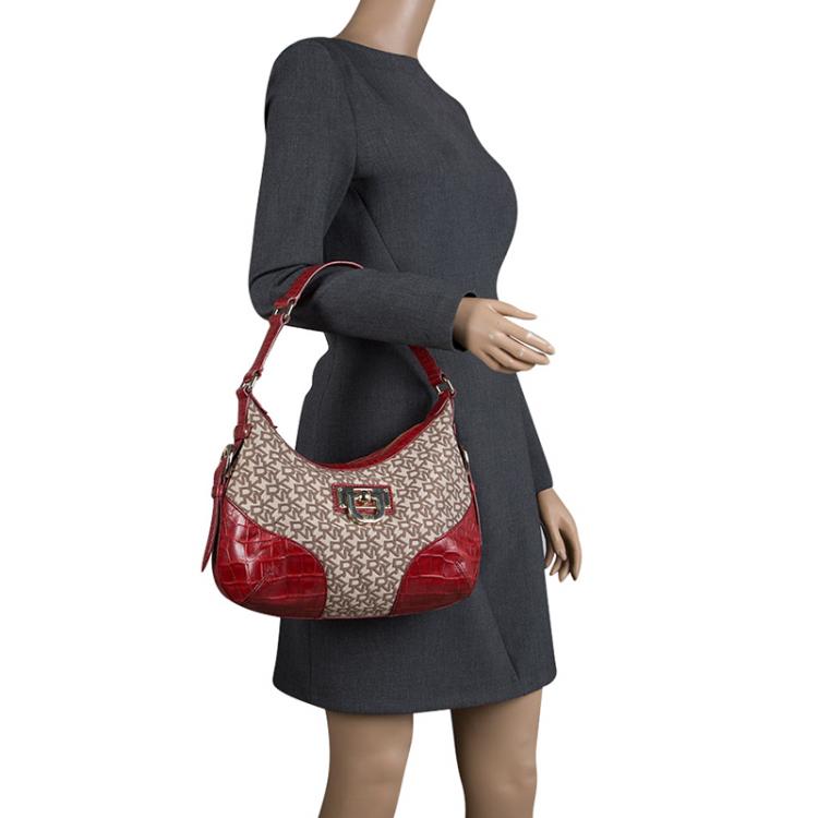 مملوكة مسبقًا DKNY Beige and Red Signature Canvas and Crocodile Embossed Leather Hobo