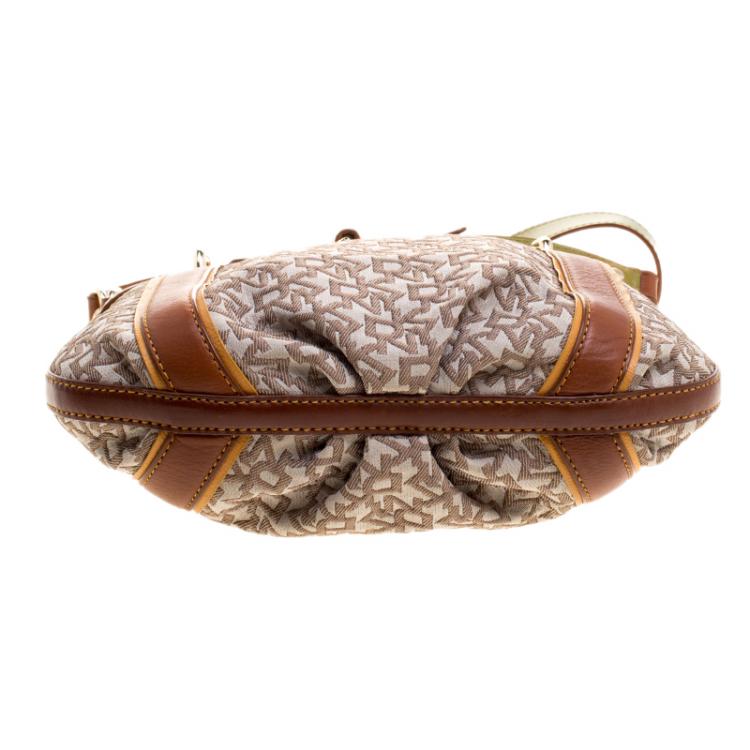 مملوكة مسبقًا DKNY Beige/Brown Canvas and Leather Crossbody Bag