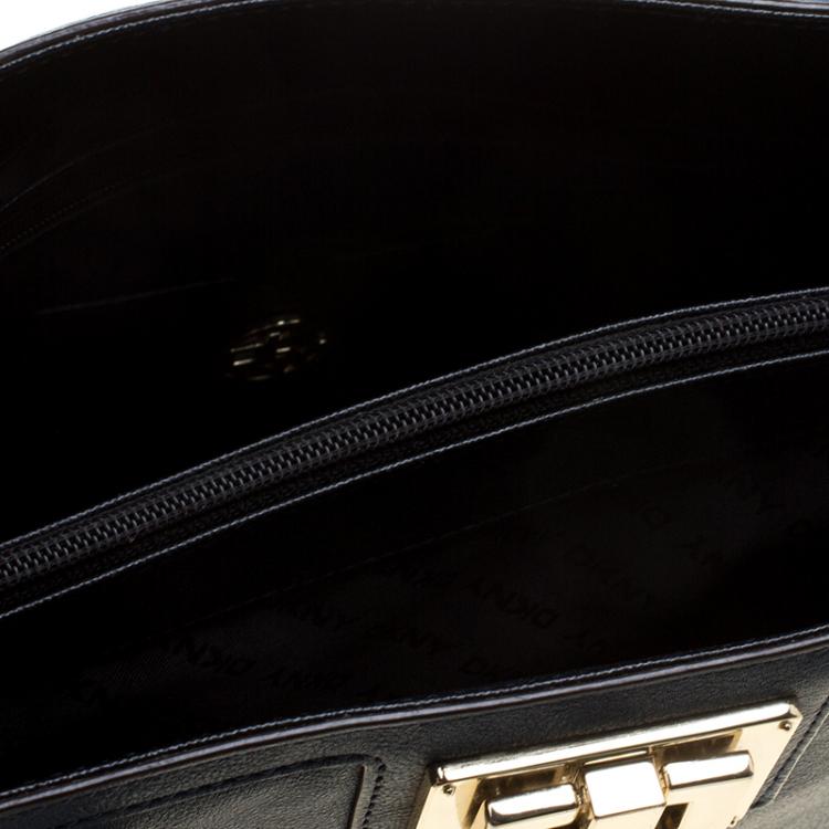 مملوكة مسبقًا DKNY Blue Leather Shoulder Bag