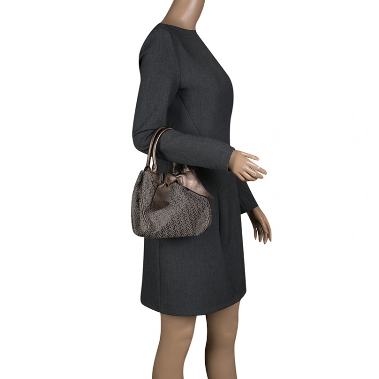 مملوكة مسبقًا DKNY Metallic Gun Metal Monogram Canvas Bow Tote