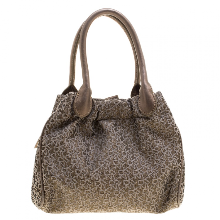 مملوكة مسبقًا DKNY Metallic Gun Metal Monogram Canvas Bow Tote