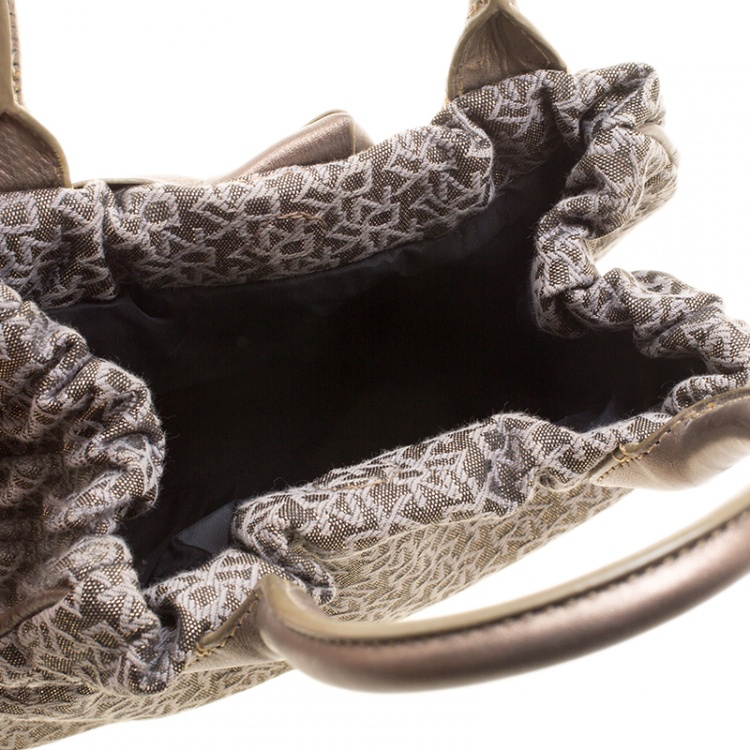 مملوكة مسبقًا DKNY Metallic Gun Metal Monogram Canvas Bow Tote