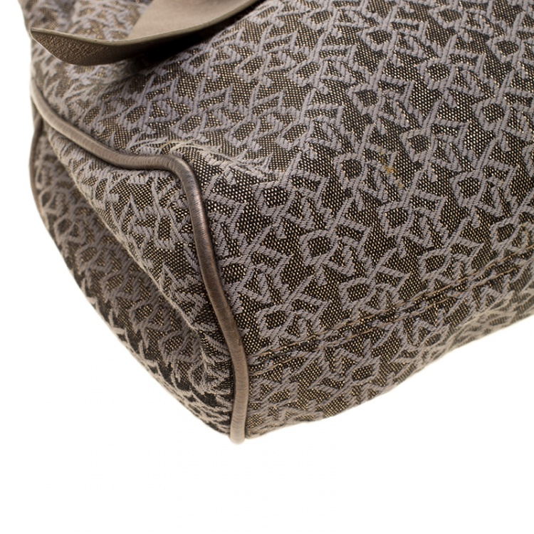 مملوكة مسبقًا DKNY Metallic Gun Metal Monogram Canvas Bow Tote