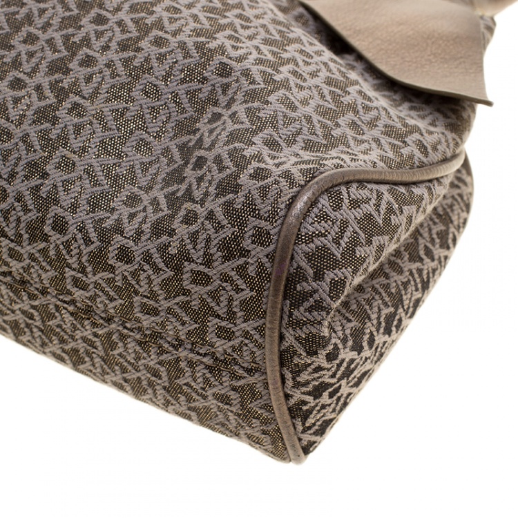 مملوكة مسبقًا DKNY Metallic Gun Metal Monogram Canvas Bow Tote