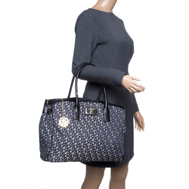 Pre Owned DKNY Grey/Black Signature Canvas and Leather Tote