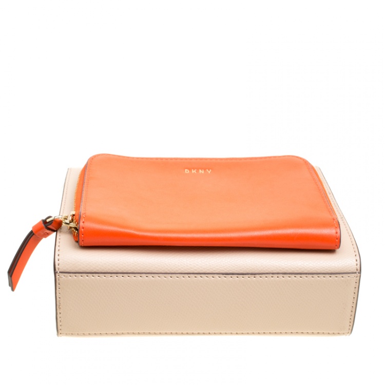 Pre Owned DKNY Multicolor Leather Bryant Park Crossbody Bag