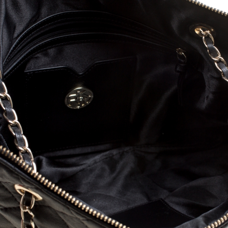 مملوكة مسبقًا DKNY Black Quilted Soft Leather Shoulder Bag