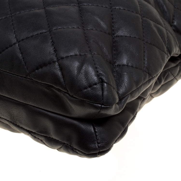 مملوكة مسبقًا DKNY Black Quilted Soft Leather Shoulder Bag