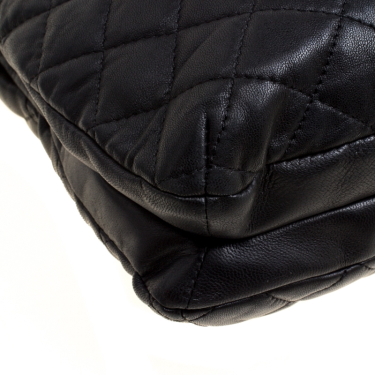 مملوكة مسبقًا DKNY Black Quilted Soft Leather Shoulder Bag