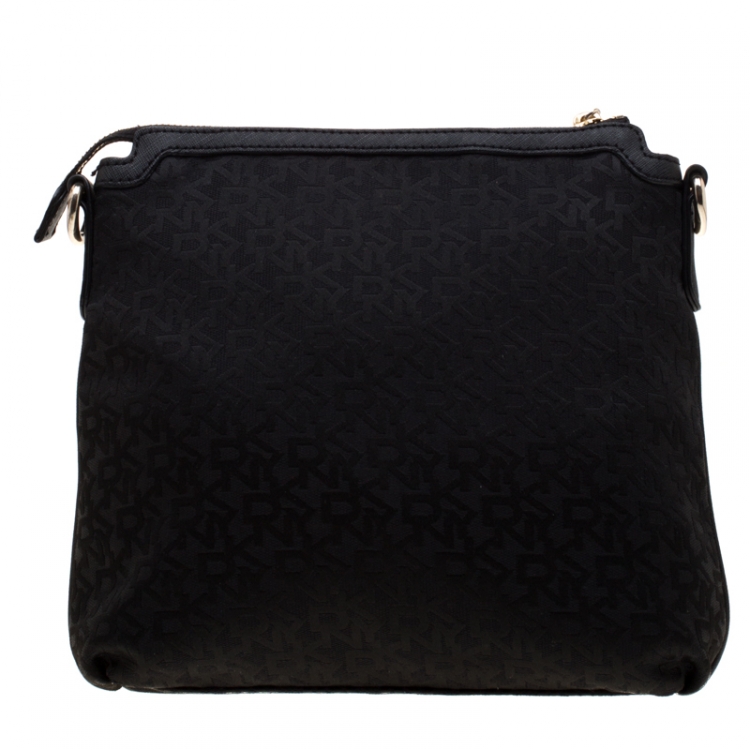 Pre Owned DKNY Black Signature Canvas Crossbody Bag
