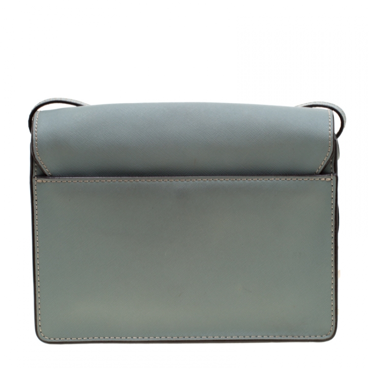 مملوكة مسبقًا DKNY Ash Blue Leather Envelope Style Crossbody Bag