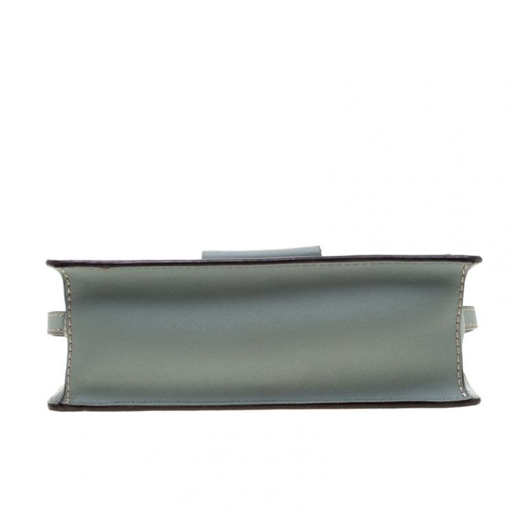 مملوكة مسبقًا DKNY Ash Blue Leather Envelope Style Crossbody Bag