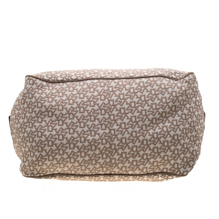 Pre Owned DKNY Beige/Brown Signature Canvas Hobo