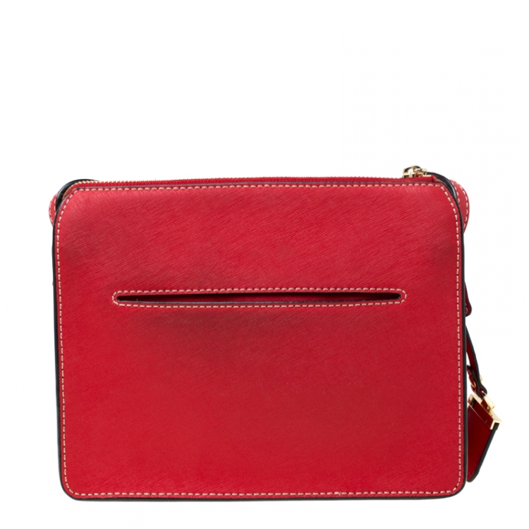 مملوكة مسبقًا DKNY Red Leather Crossbody Bag 