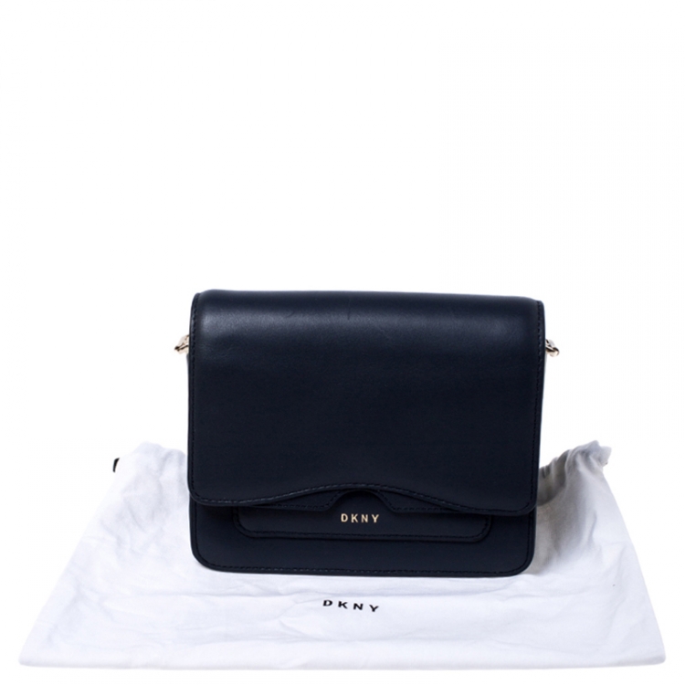 Pre Owned DKNY Navy Blue Leather Bag