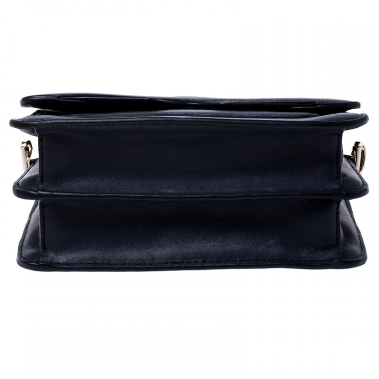 Pre Owned DKNY Navy Blue Leather Bag