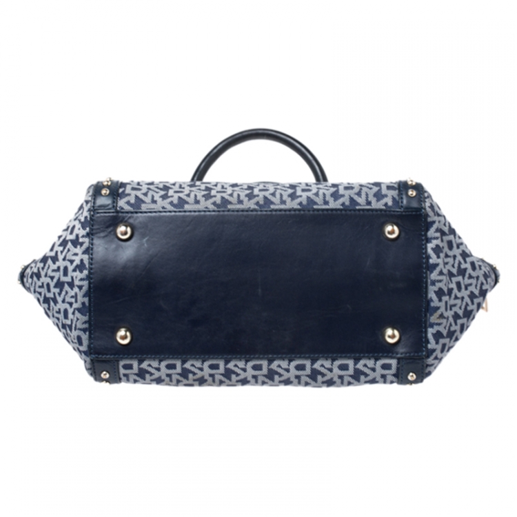 Pre Owned Dkny Blue Signature Canvas with Leather Trim Studded Satchel