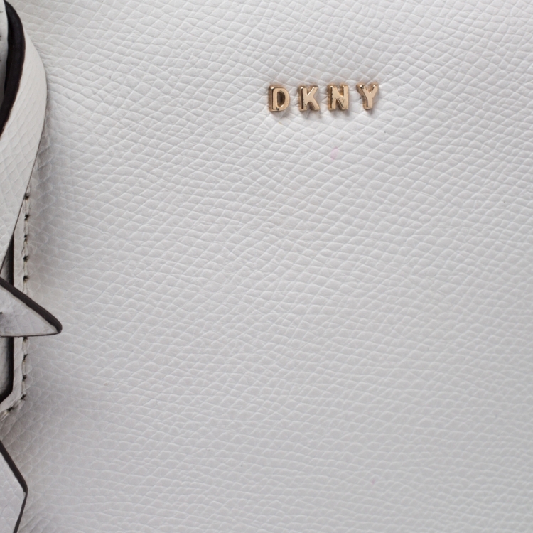 مملوكة مسبقًا Dkny White Leather Bryant Park Satchel