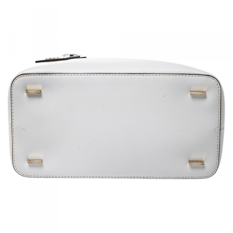 مملوكة مسبقًا Dkny White Leather Bryant Park Satchel