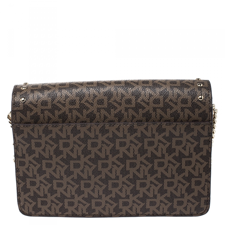 Pre Owned Dkny Brown Signature Coated Canvas Crossbody Bag 