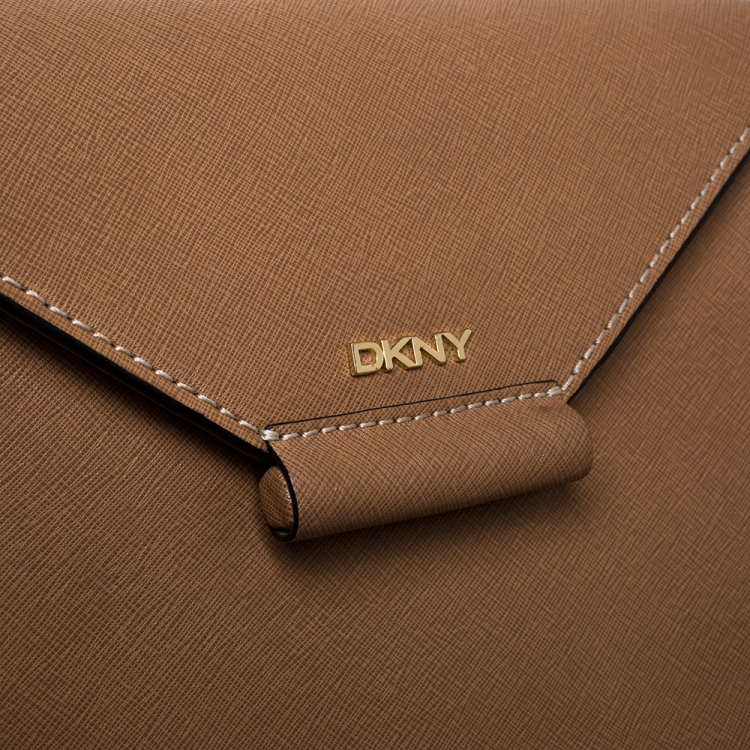 Pre Owned Dkny Brown Leather Flap Crossbody Bag