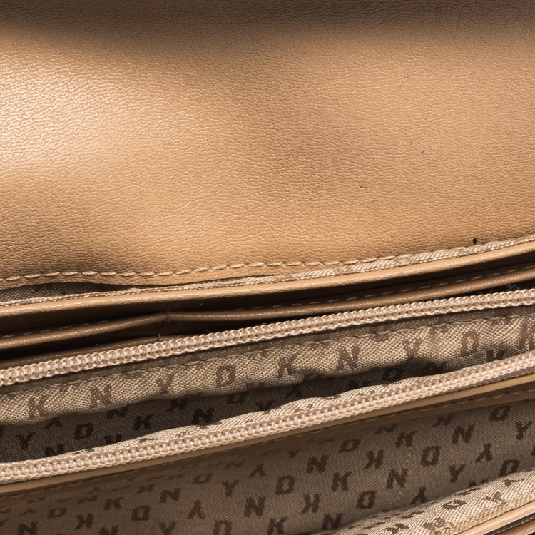 Pre Owned Dkny Brown Coated Canvas Continental Wallet