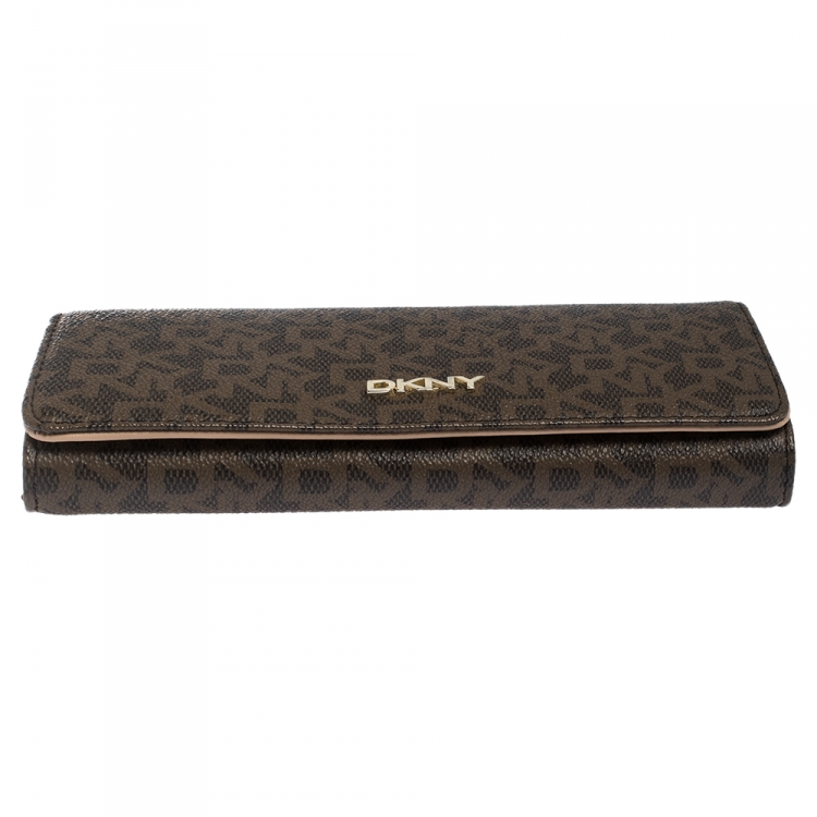 Pre Owned Dkny Brown Coated Canvas Continental Wallet